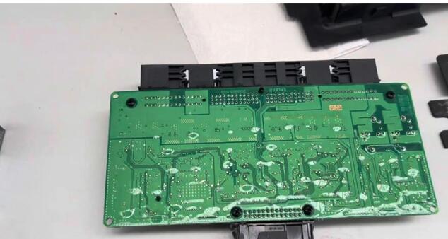 Xhorse Vvdi Key Tool Plus Repair Bmw E70 Mc9s12xeq384 Frm (3)